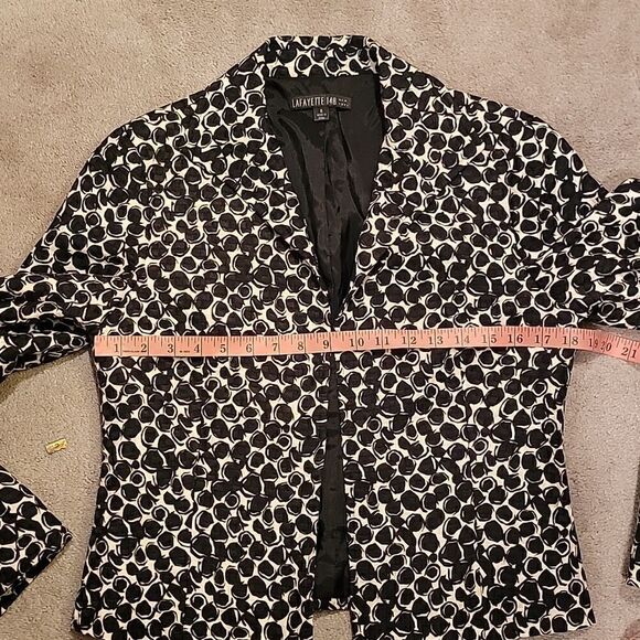 Lafayette 148 black/white print blazer size 6 silk blend - Picture 4 of 8